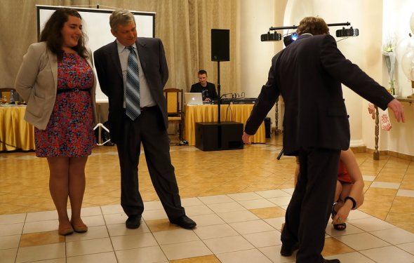 Наша пара действовала быстро и